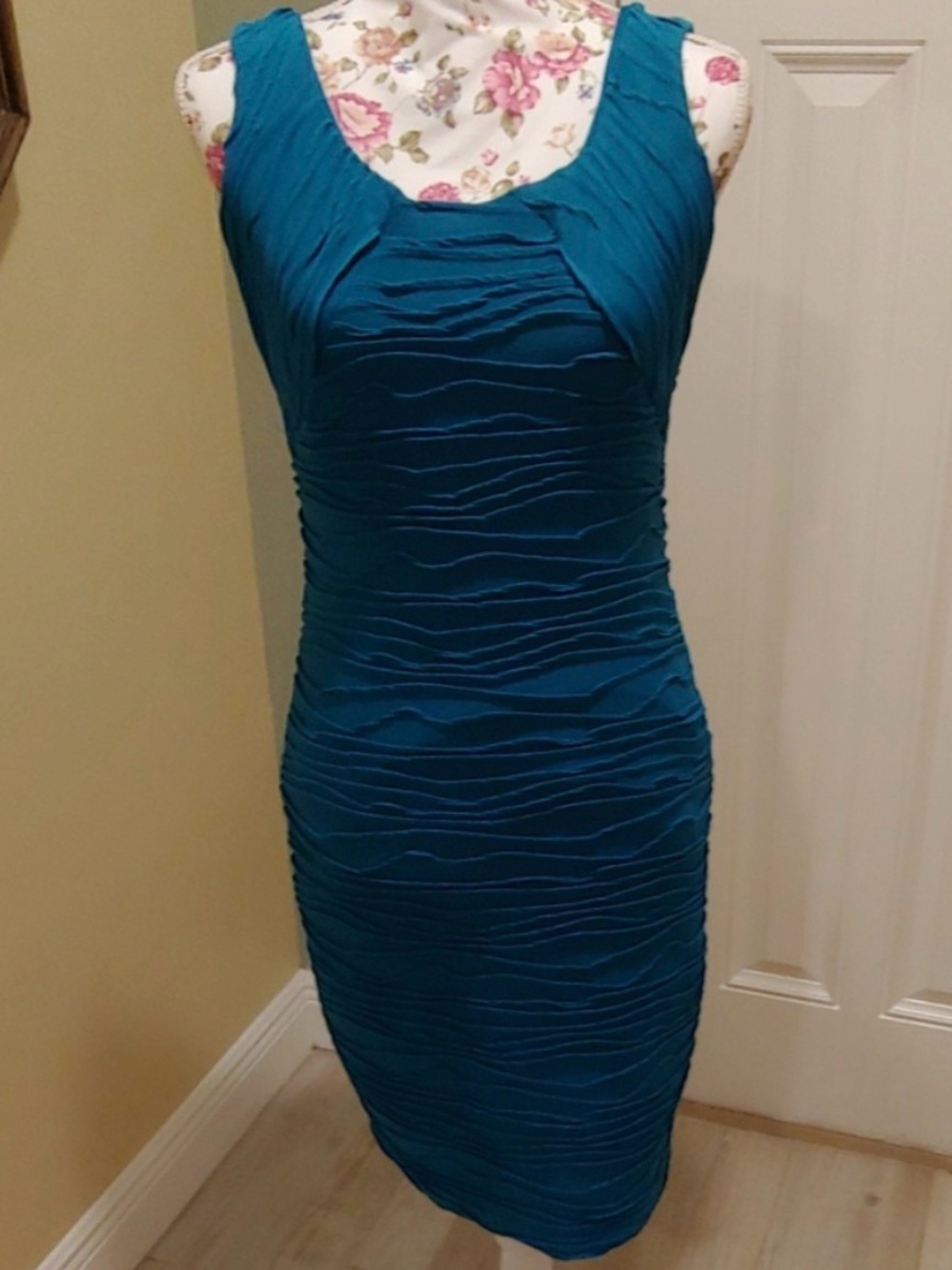 Roz & Ali Teal Ruched Sleeveless Midi Sheath Dress
